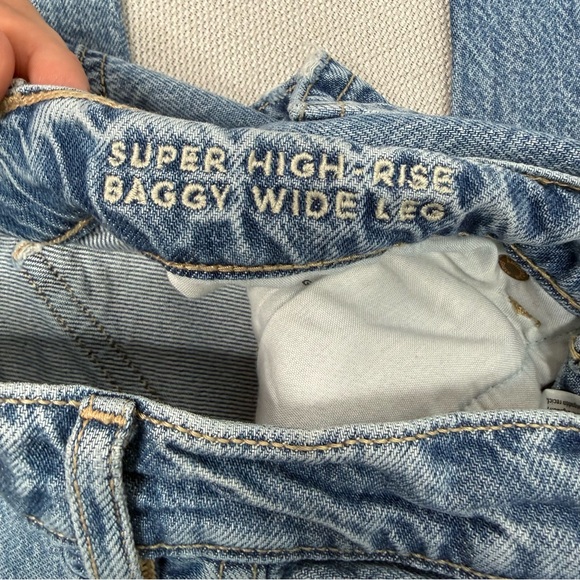 American Eagle Super High Rise Baggy Wide Leg Regular Medium Bright Indigo 6 - Picture 6 of 10